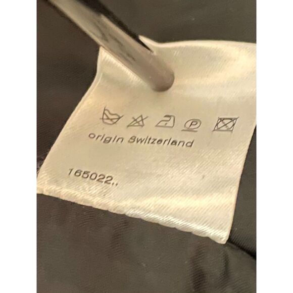 Akris Punto Black Wool Stretch Coat Size 10 Swiss Made Structured Shoulders - Picture 11 of 16